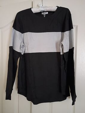 WIHOLL Color Block Tunic Sweatshirt Women's Long Sleeve Top NWT